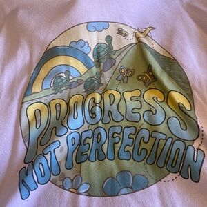 Graphic Sweatshirt with 'Progress Not Perfection' Design